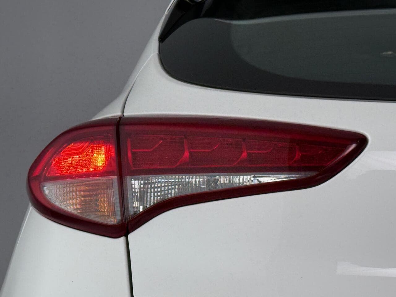 Hyundai TUCSON thumbnail Lights Rear