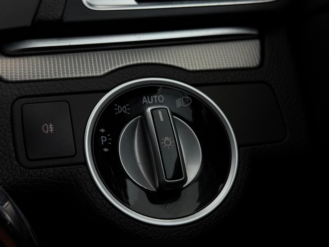 Mercedes-Benz E Class thumbnail Inconclusive