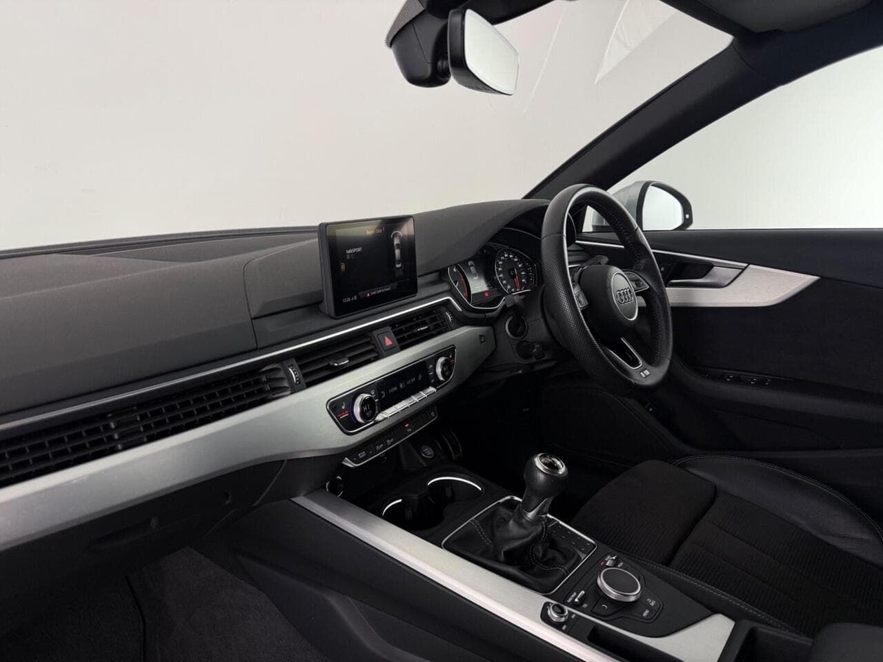 Audi A4 thumbnail Interior Front
