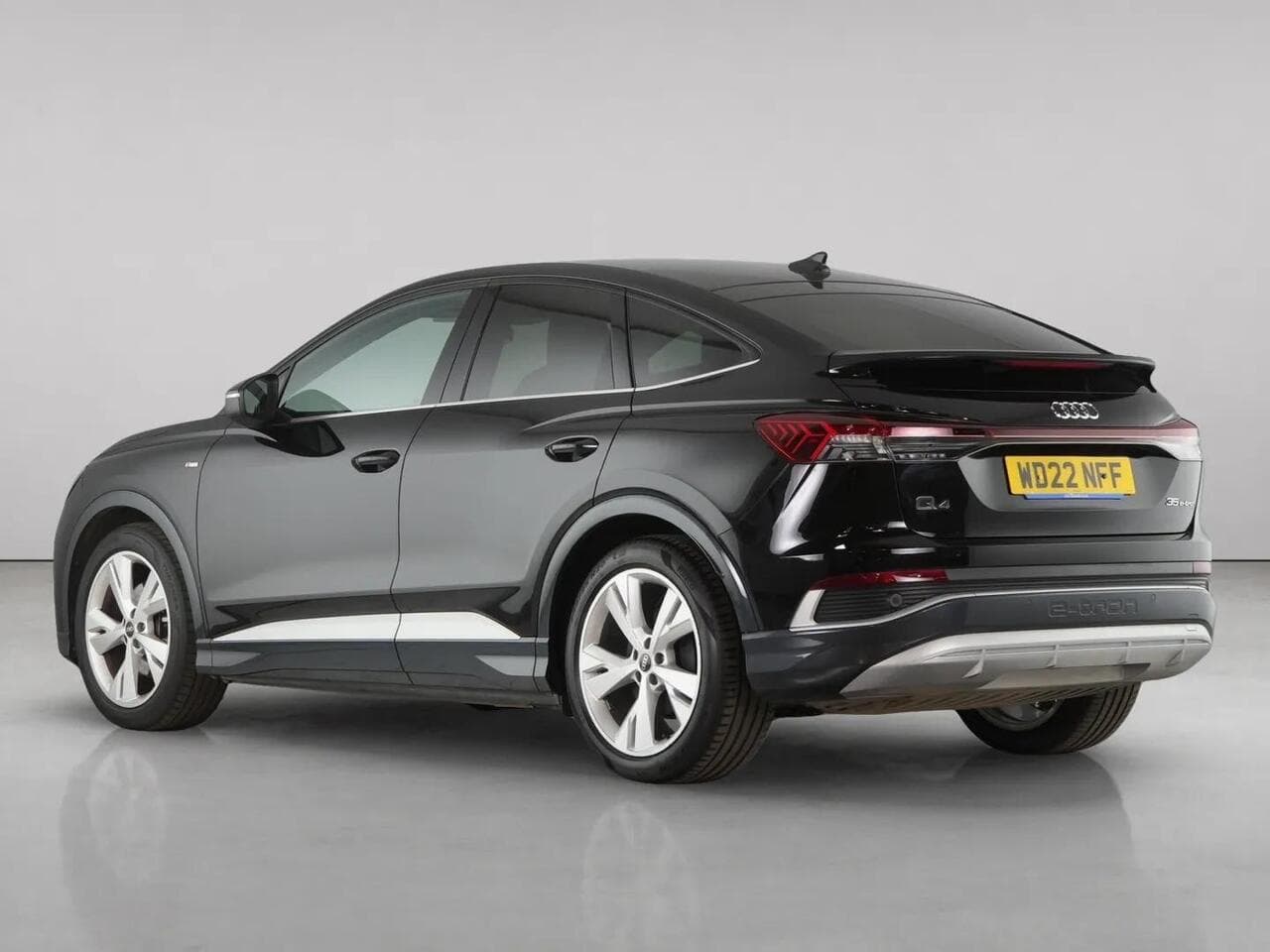Audi Q4 e-tron thumbnail Rear Left