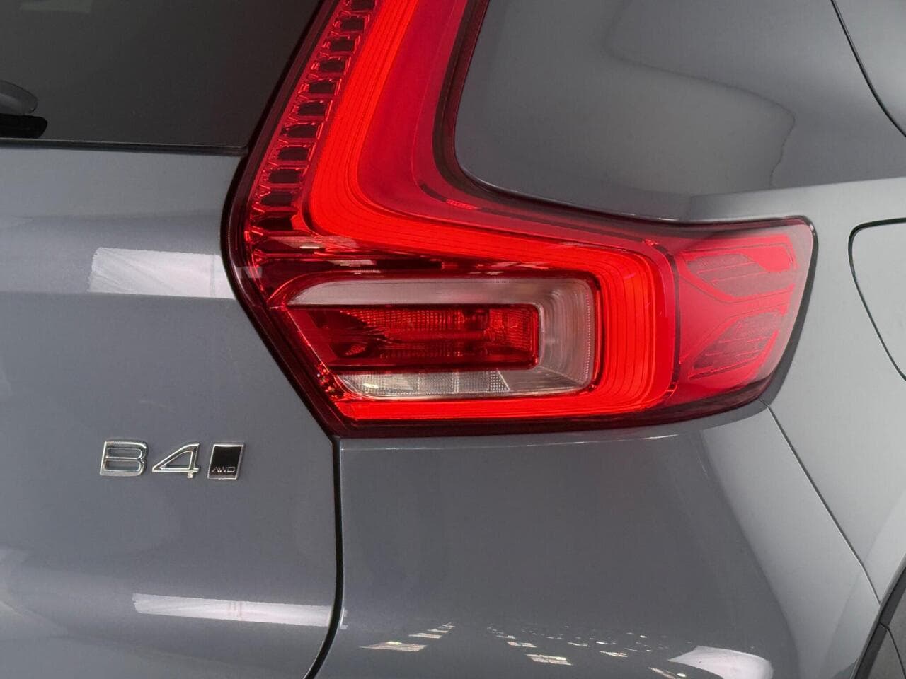 Volvo XC40 thumbnail Lights Rear