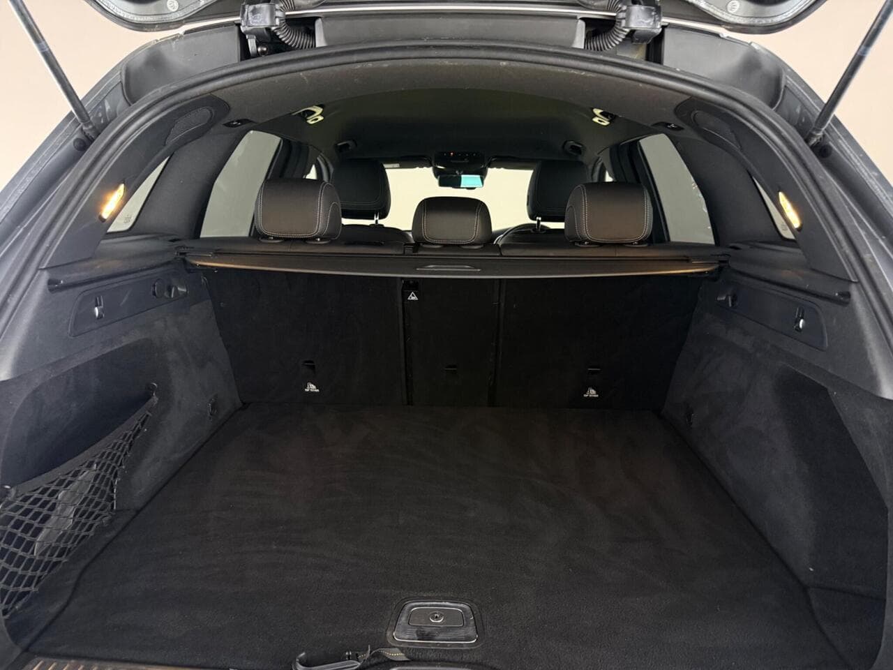 Mercedes-Benz GLC thumbnail Boot