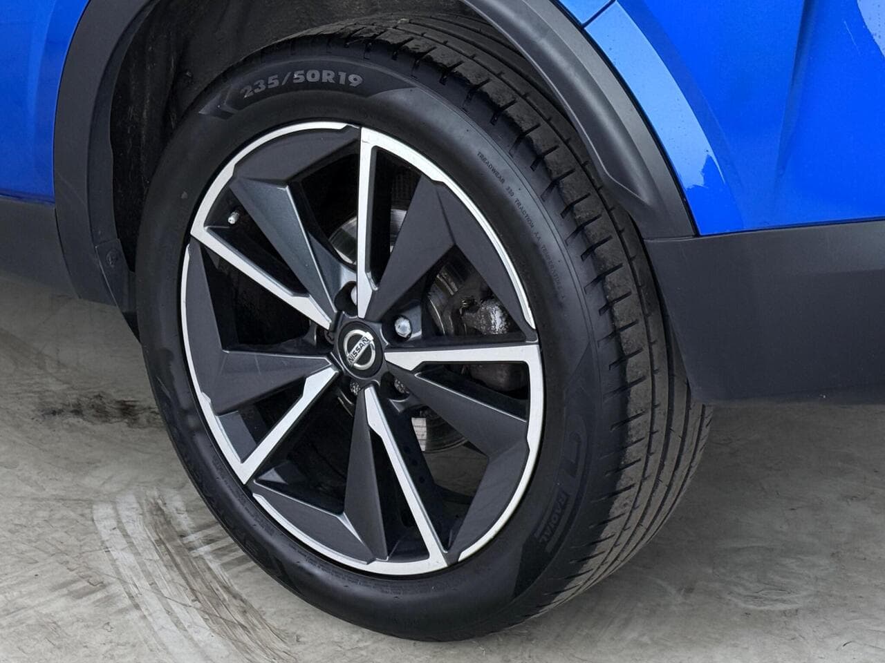 Nissan Qashqai thumbnail Wheel