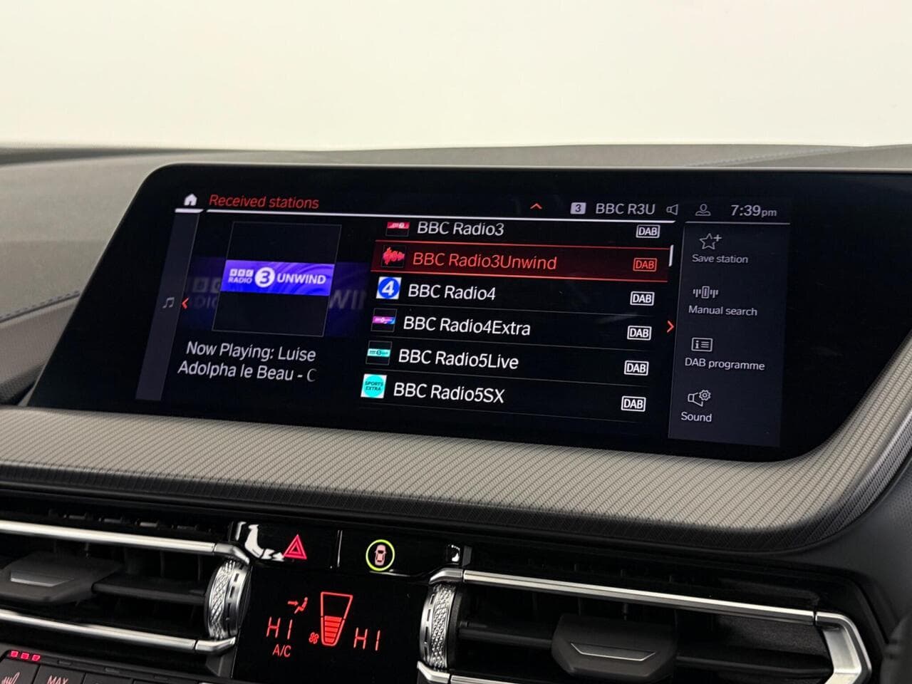 BMW 1 Series thumbnail Infotainment System