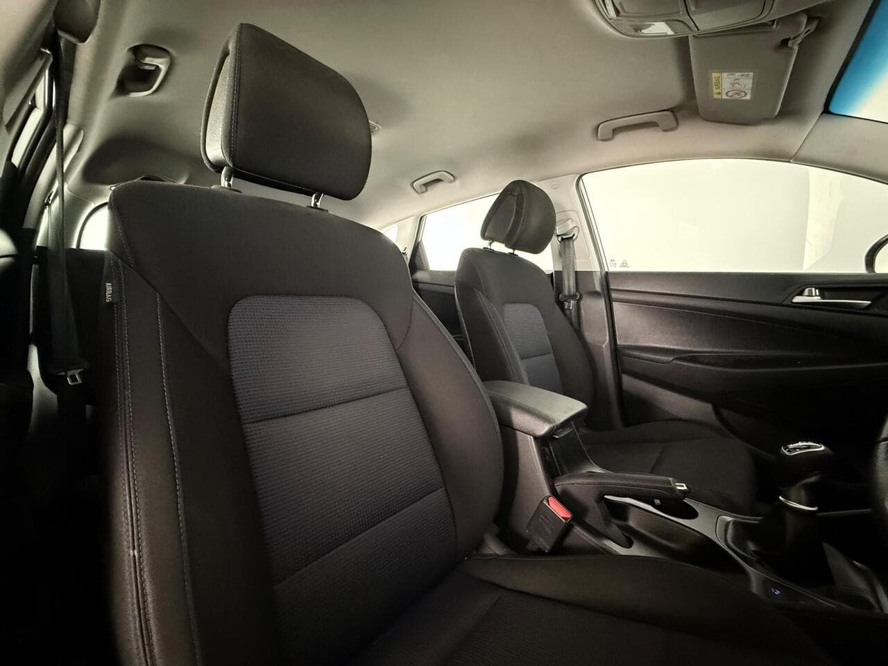 Hyundai TUCSON thumbnail Seat Driver