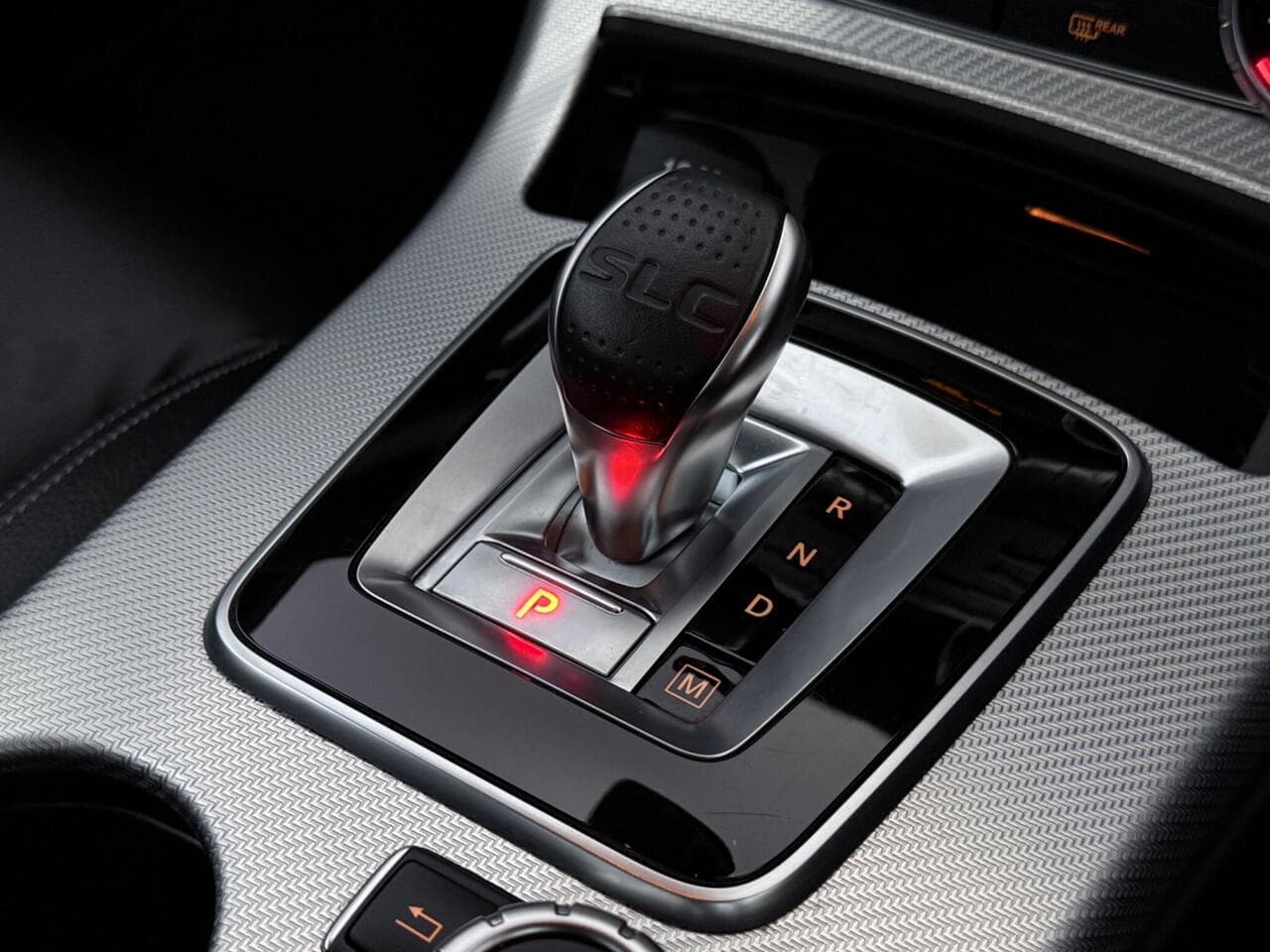 Mercedes-Benz SLC thumbnail Interior Front