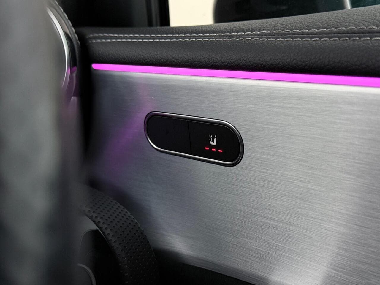 Mercedes-Benz A Class thumbnail Misc Controls
