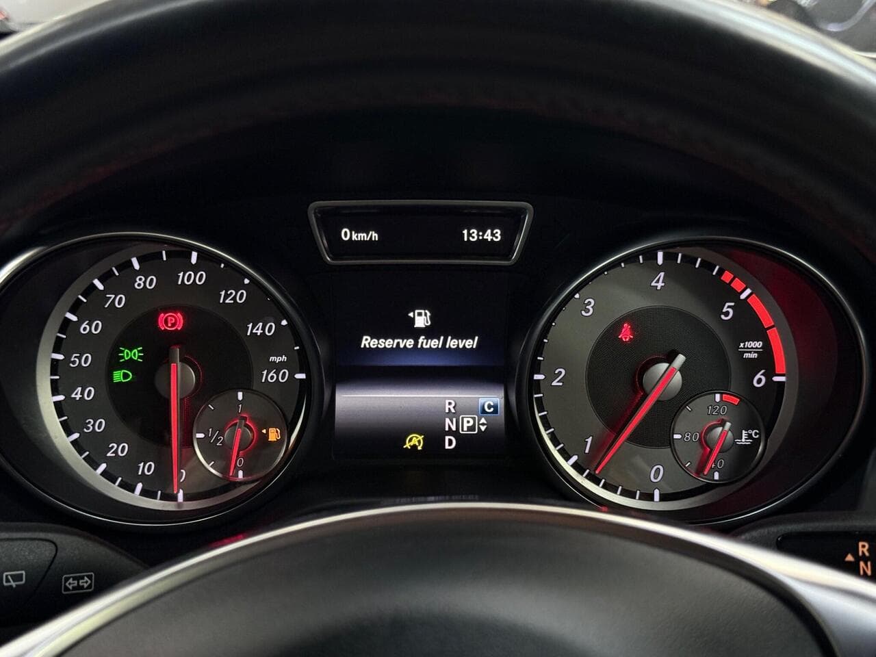Mercedes-Benz GLA thumbnail Driver Instruments