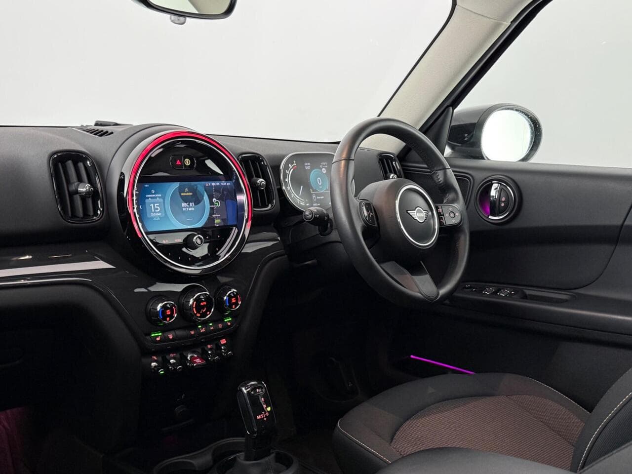MINI Countryman thumbnail Interior Front