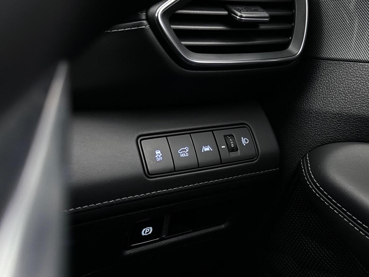 Hyundai Santa Fe thumbnail Misc Controls