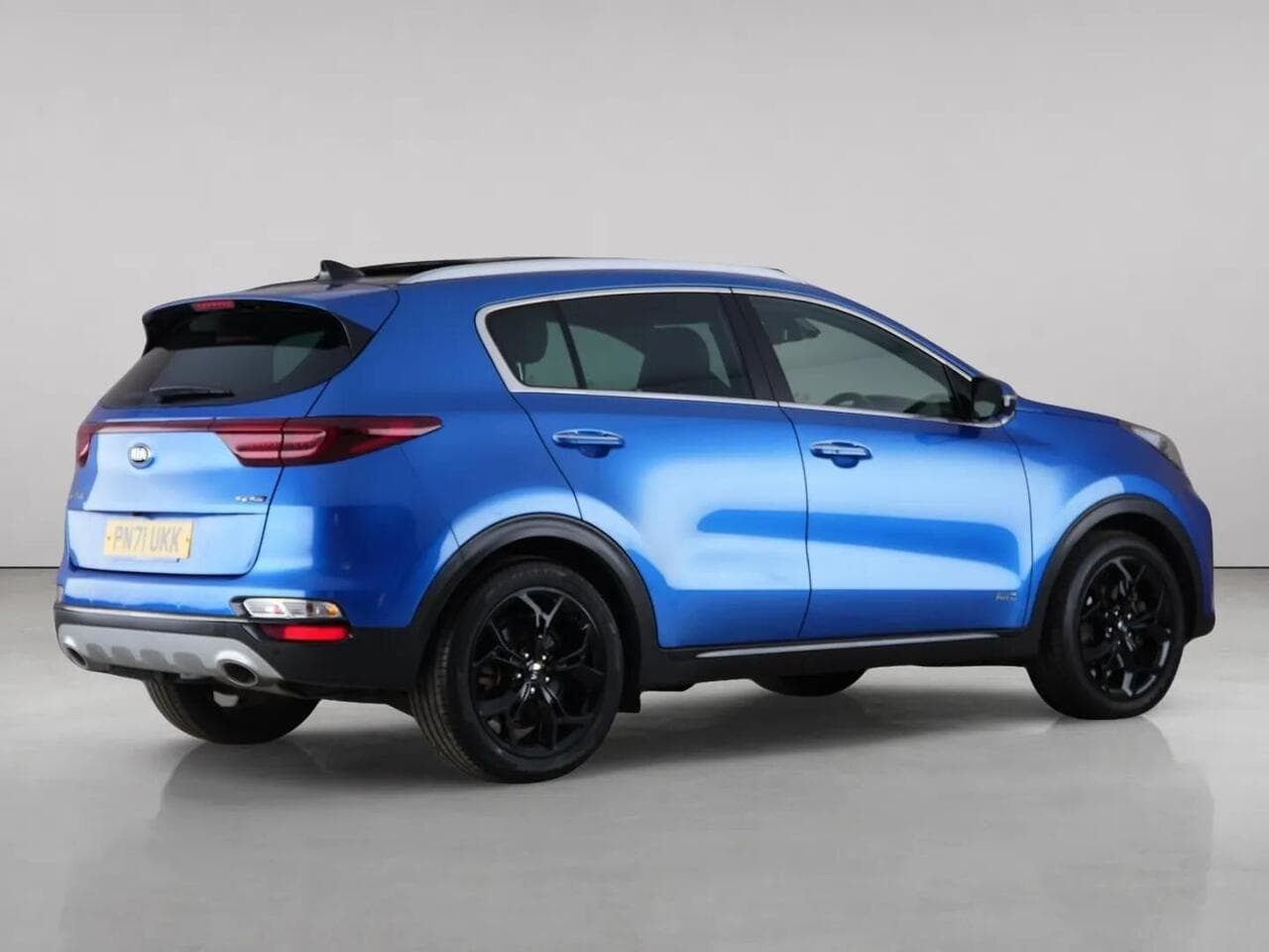 Kia Sportage thumbnail Rear Right