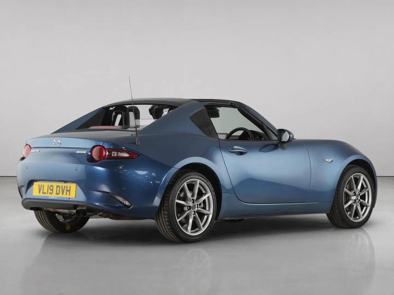 Mazda MX-5 RF thumbnail Rear Right