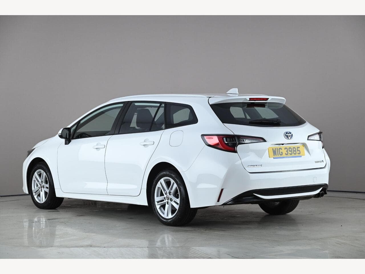 Toyota Corolla thumbnail Rear Left