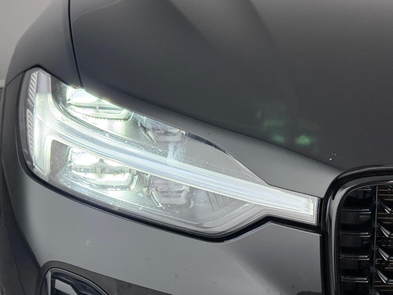 Volvo XC60 thumbnail Lights Front