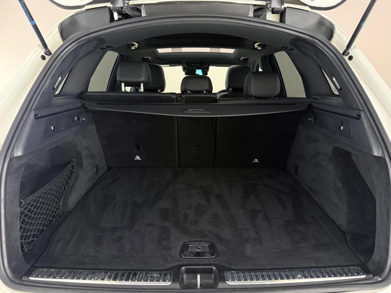 Mercedes-Benz GLC thumbnail Boot