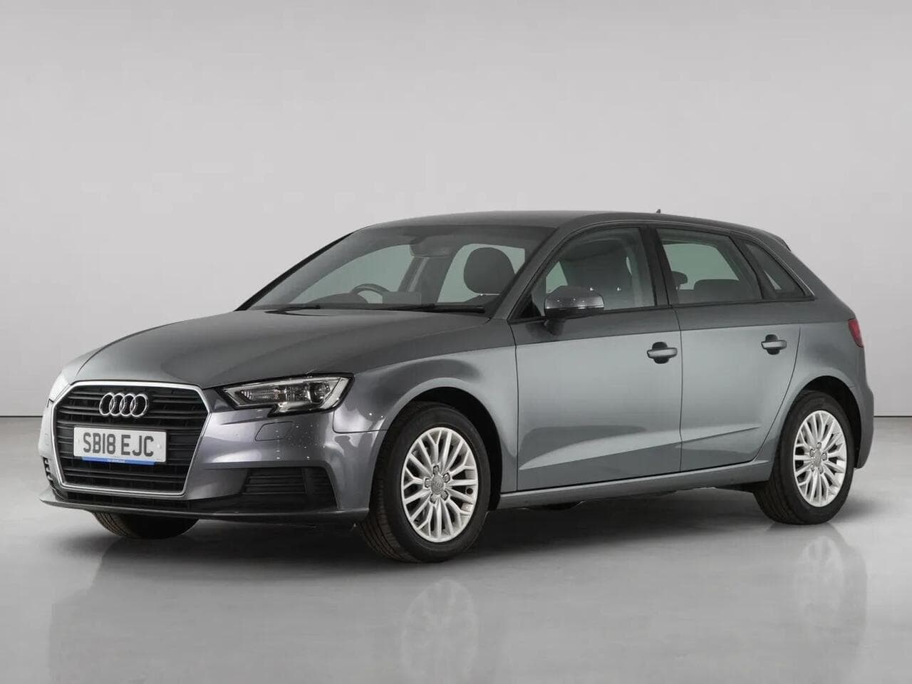 Audi A3 thumbnail Front Left