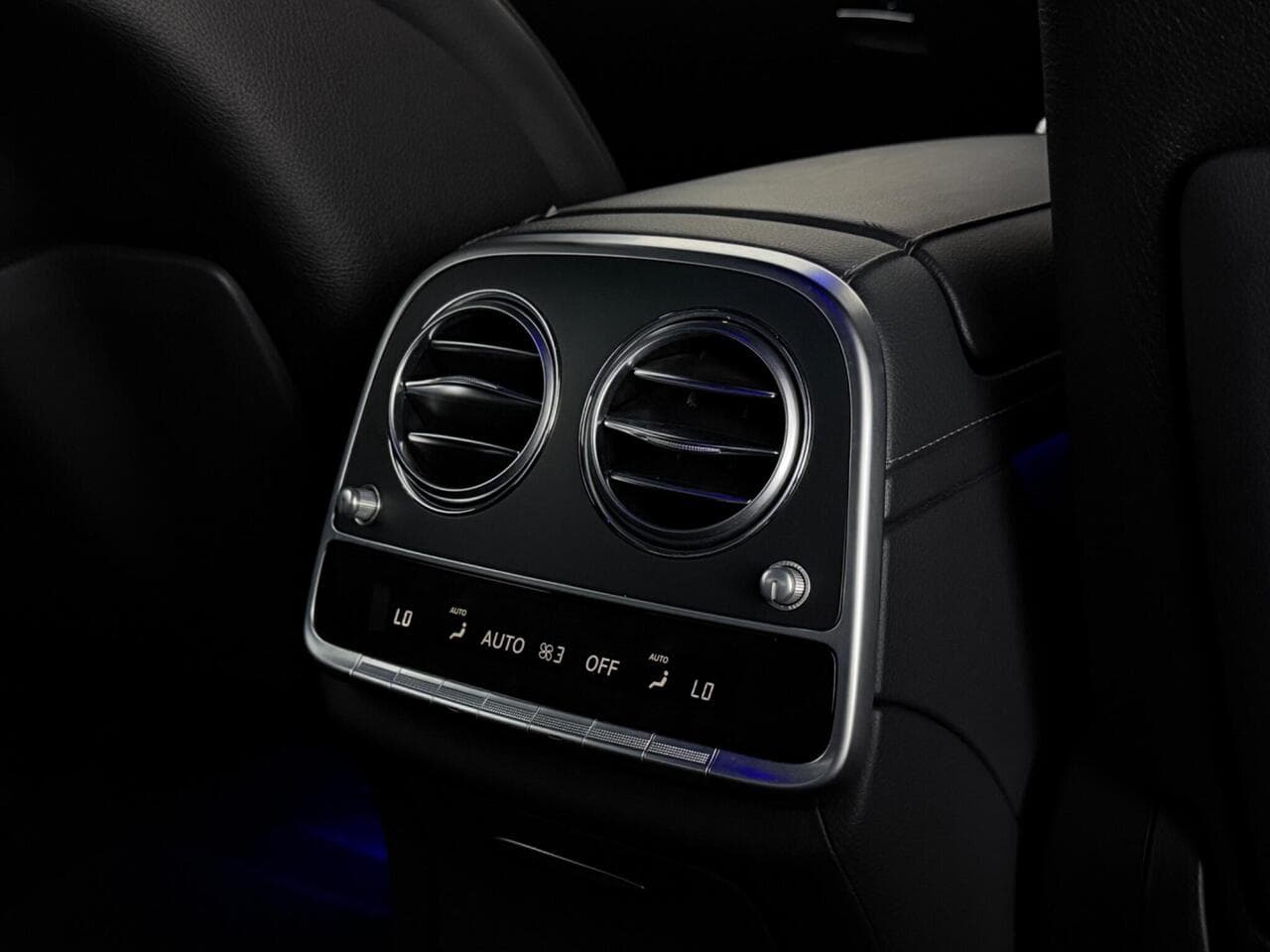 Mercedes-Benz S Class thumbnail Misc Controls