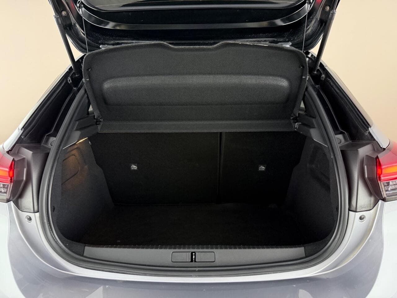 Vauxhall Corsa thumbnail Boot