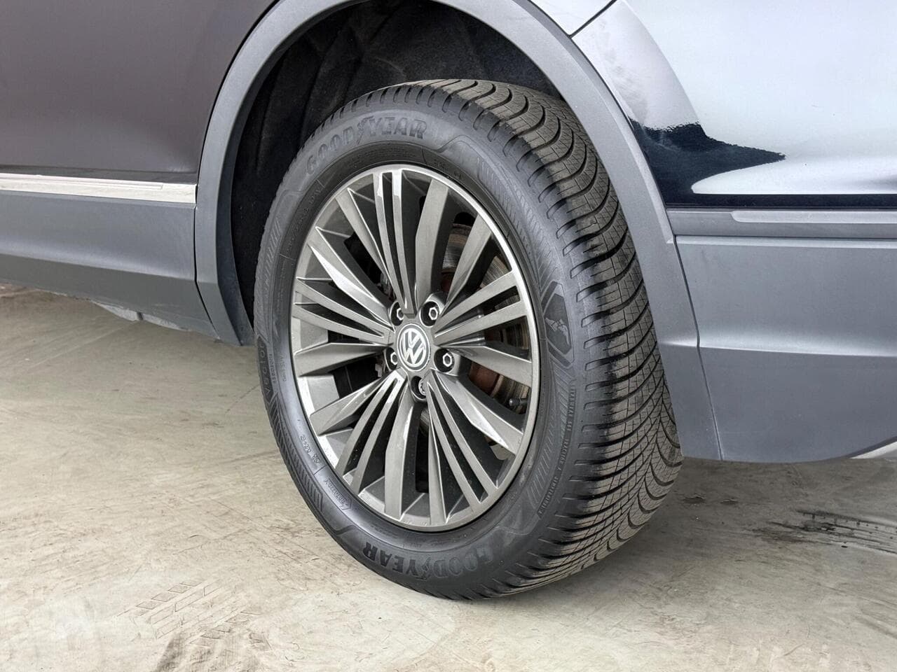 Volkswagen Tiguan Allspace thumbnail Wheel
