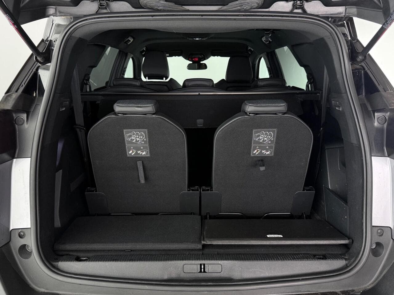 Peugeot 5008 thumbnail Boot