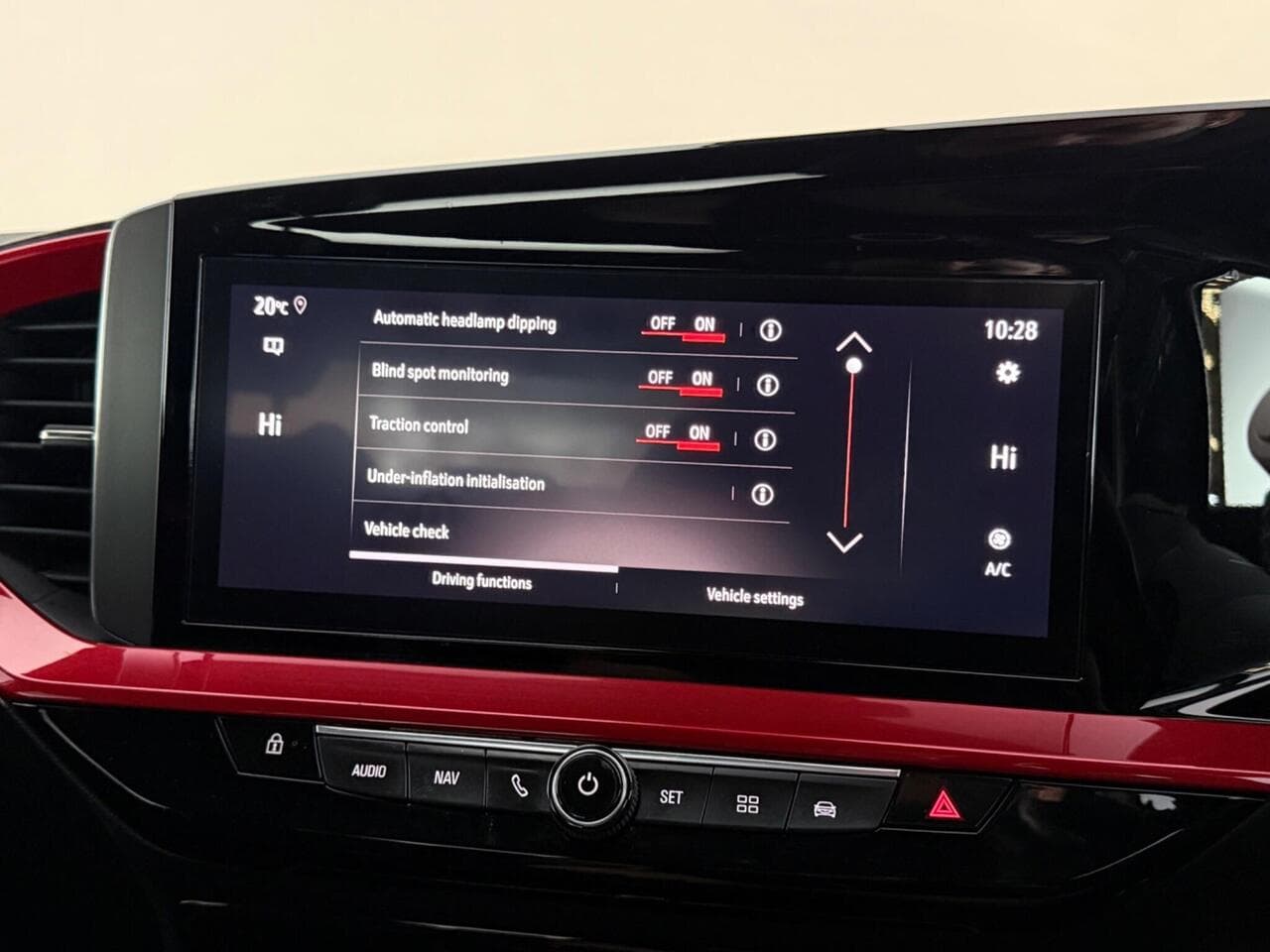 Vauxhall Mokka thumbnail Infotainment System