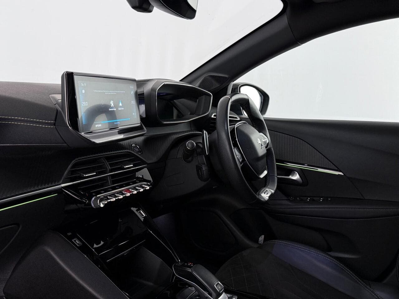 Peugeot 208 thumbnail Interior Front