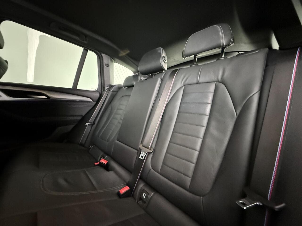 BMW X3 thumbnail Seats Rear