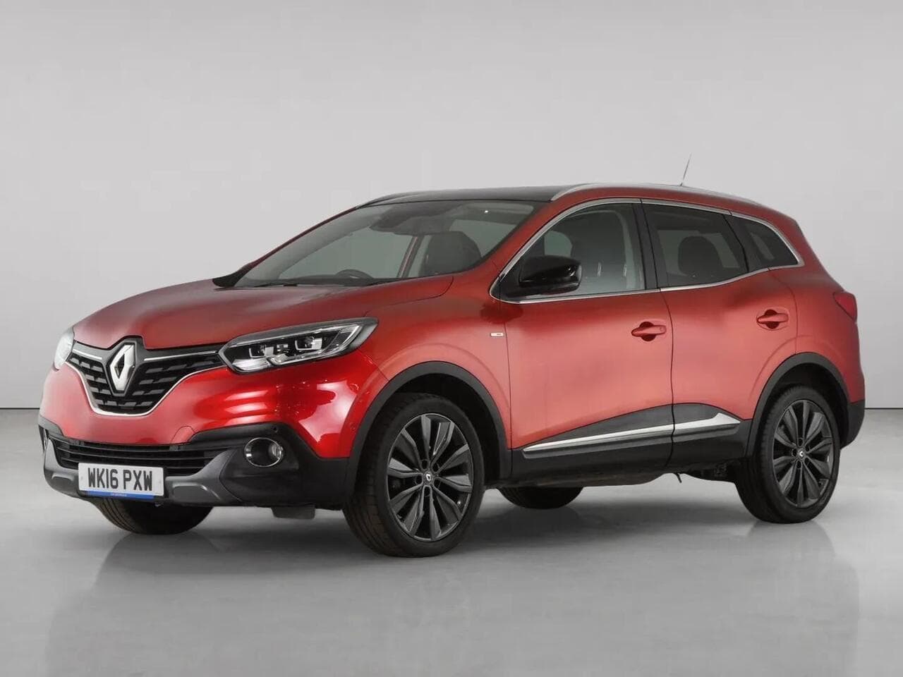 Renault Kadjar thumbnail Front Left