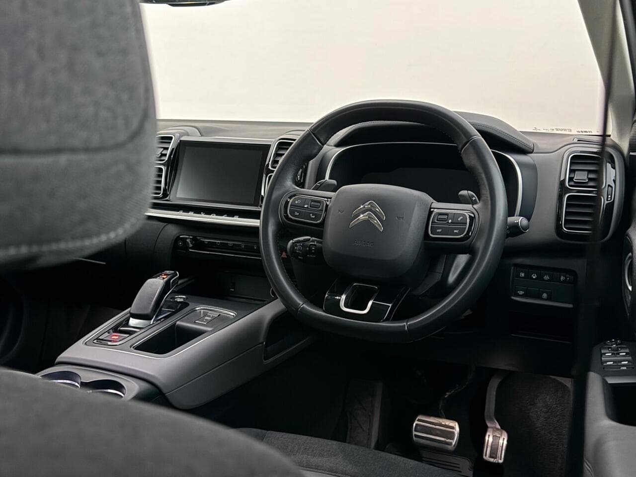 Citroen C5 Aircross thumbnail Steering Wheel