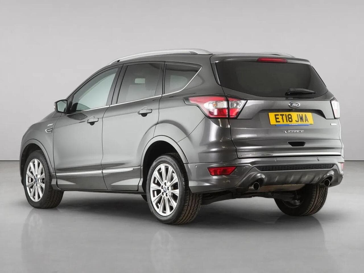 Ford Kuga thumbnail Rear Left