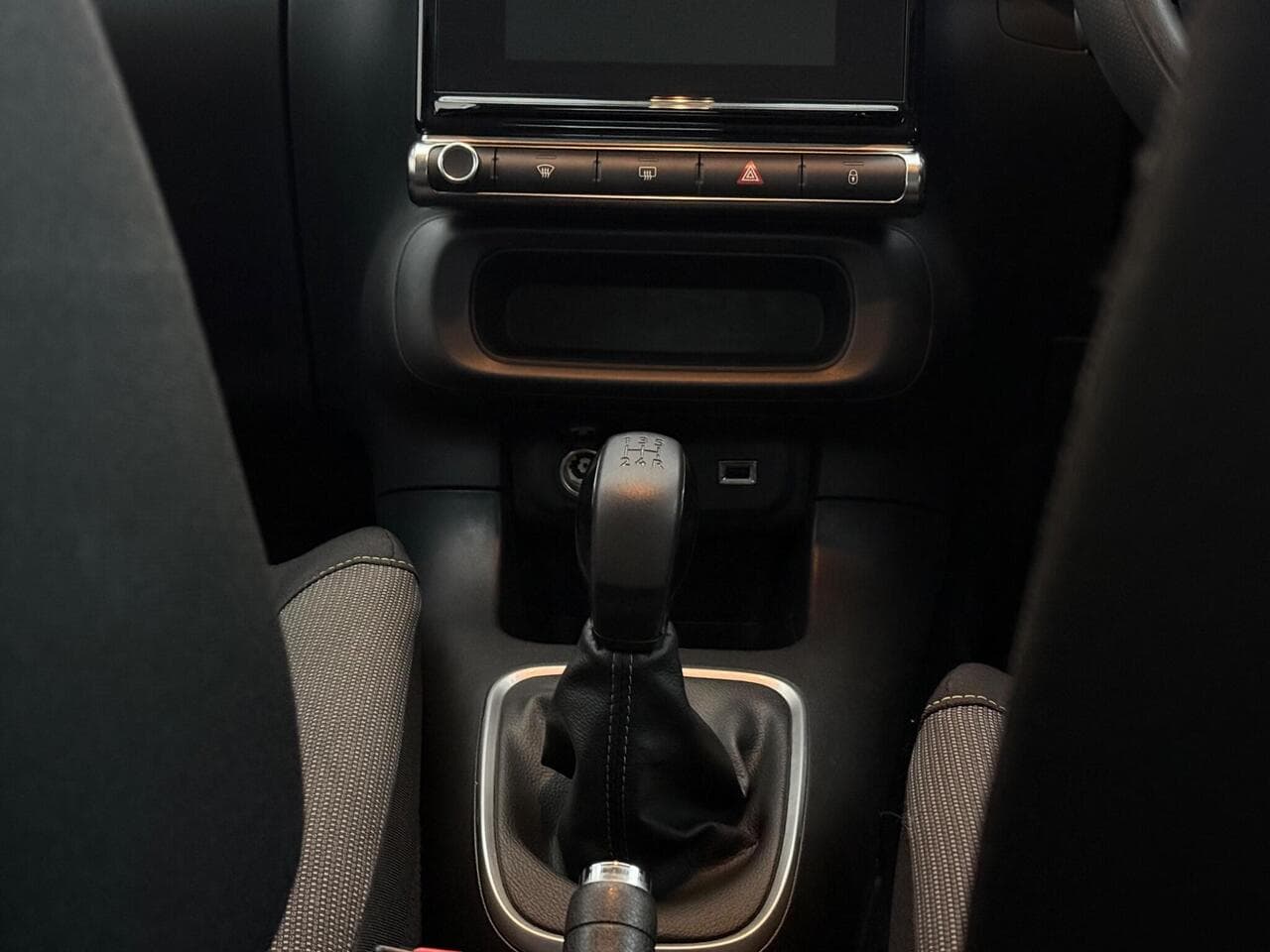 Citroen C3 thumbnail Interior Front