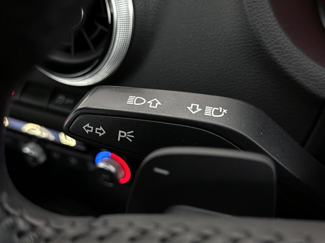 Audi A3 thumbnail Misc Controls