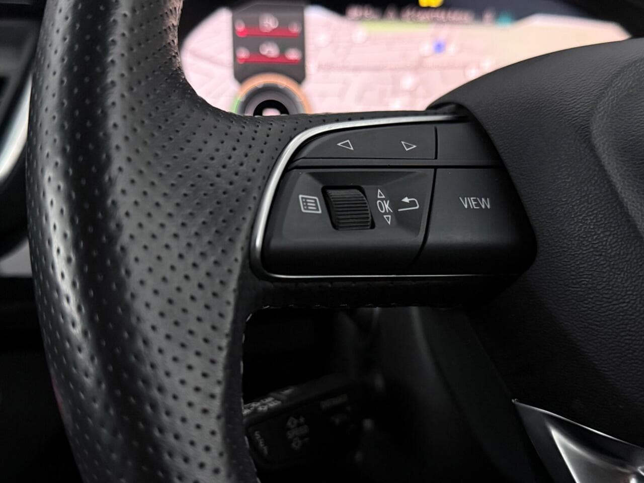 Audi Q5 thumbnail Misc Controls