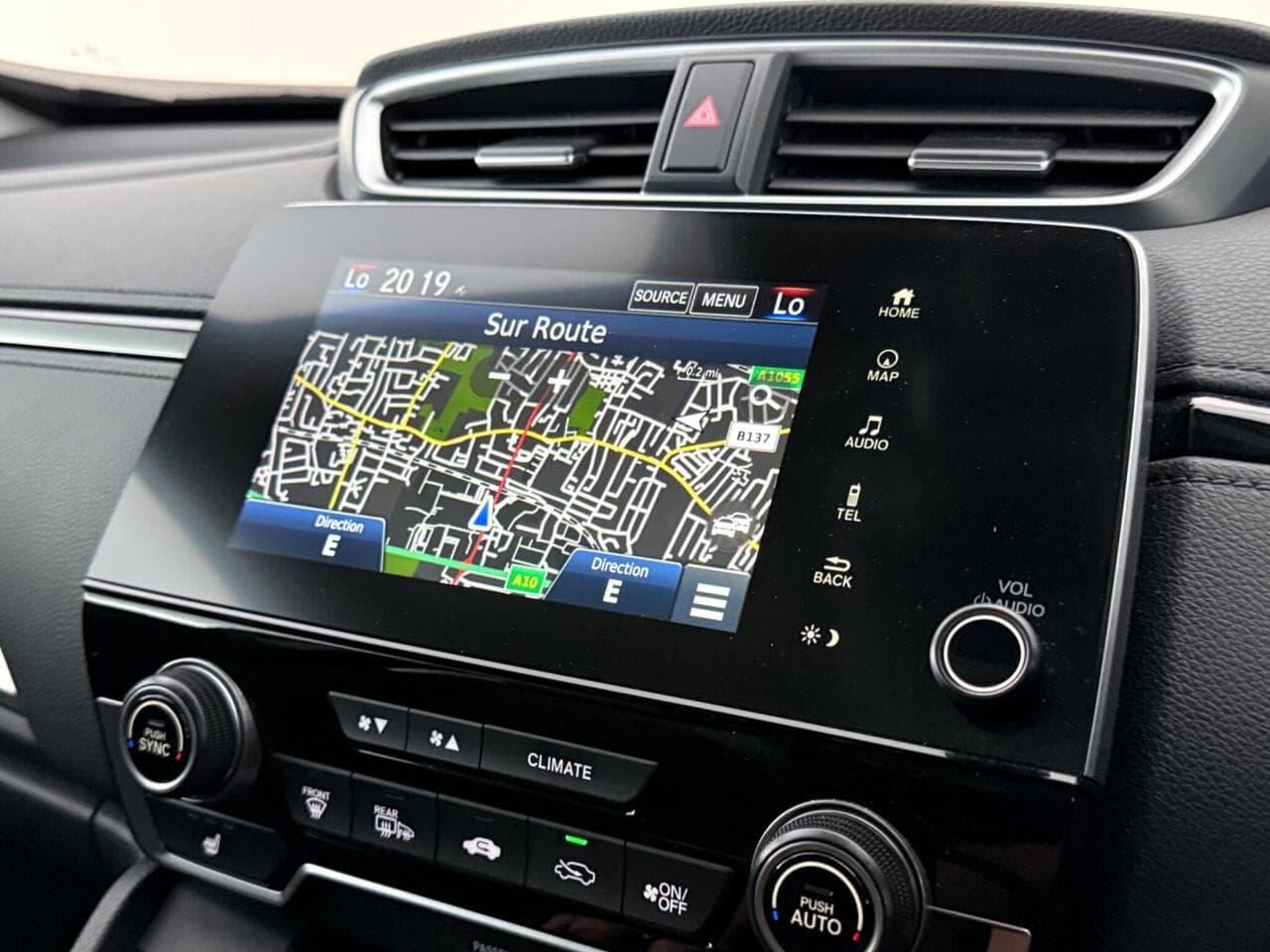 Honda CR-V thumbnail Infotainment System