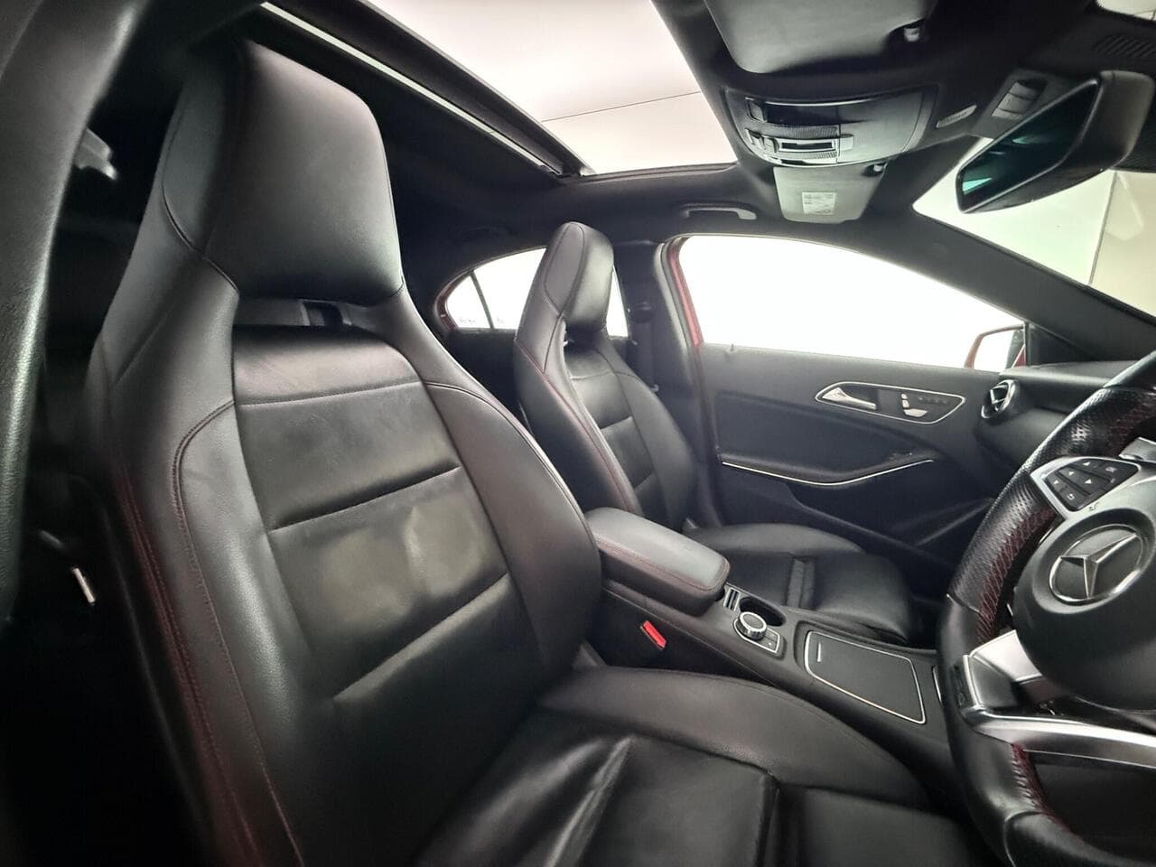 Mercedes-Benz A Class thumbnail Seat Driver