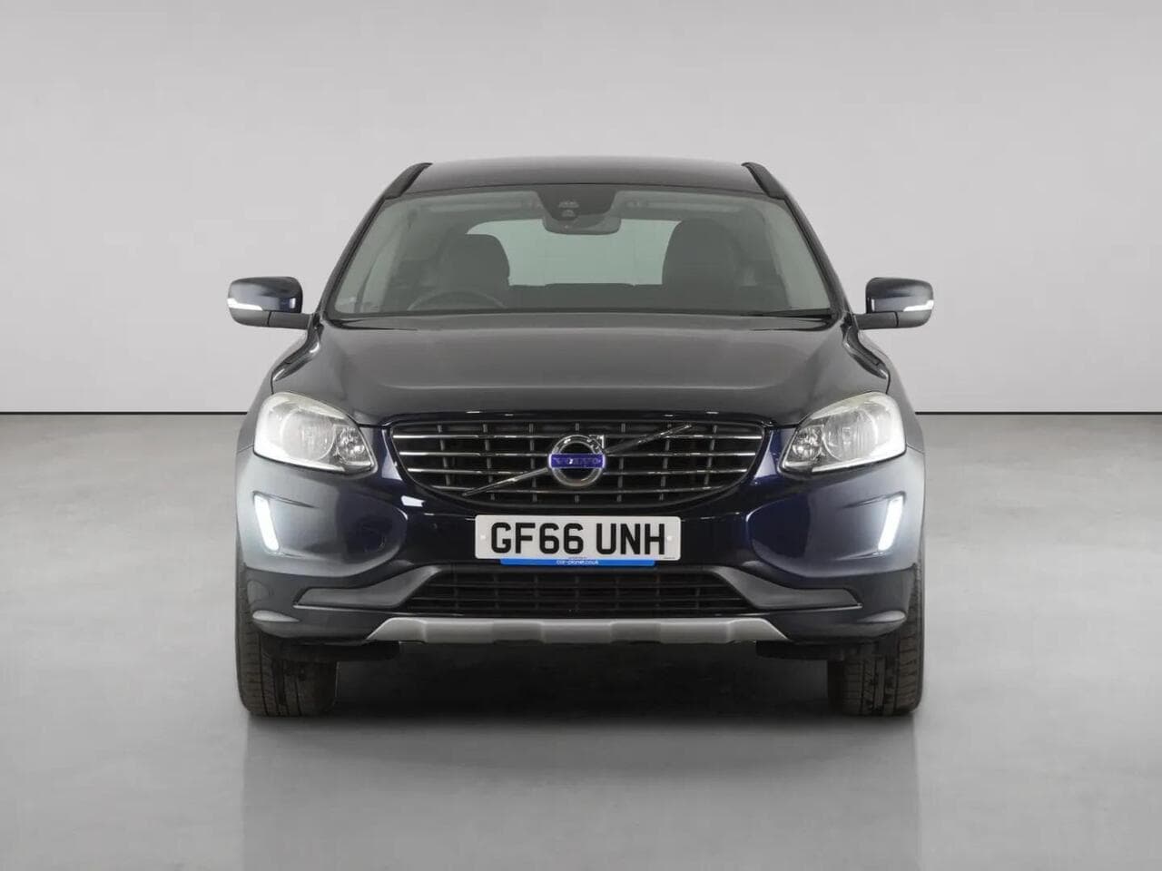 Volvo XC60 thumbnail Front