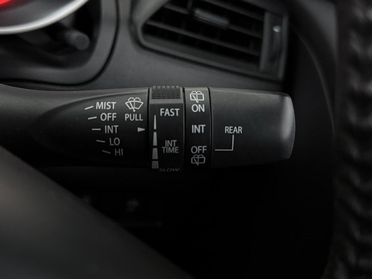 Suzuki Swift thumbnail Misc Controls