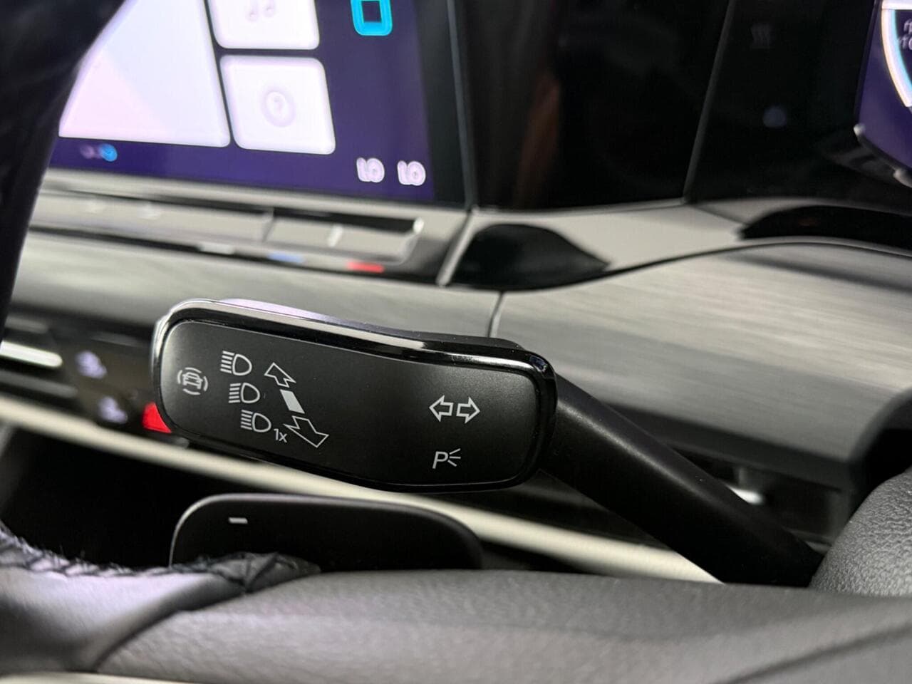 Volkswagen Golf thumbnail Misc Controls