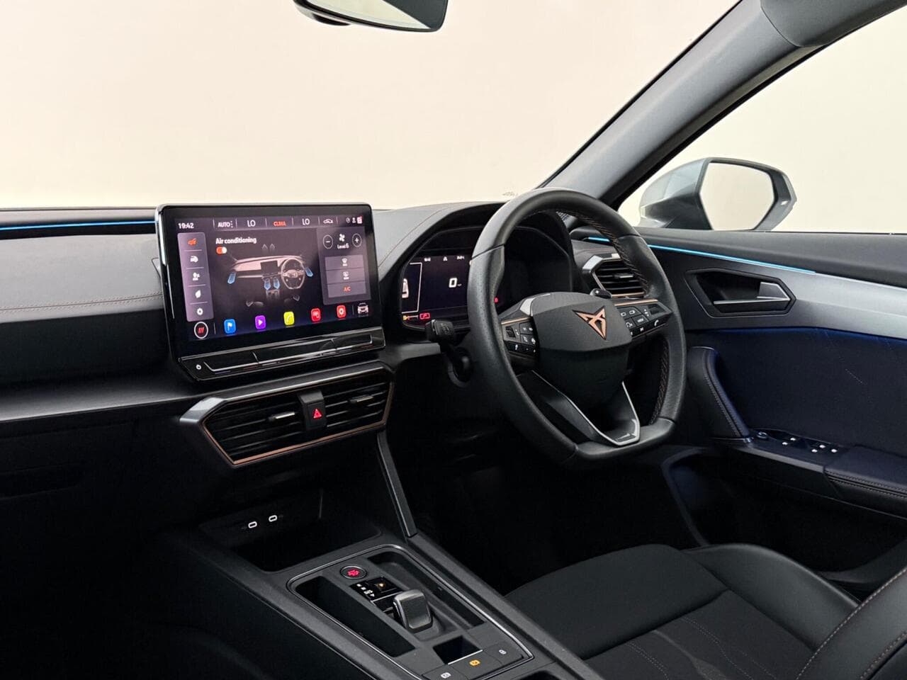 CUPRA Formentor thumbnail Interior Front