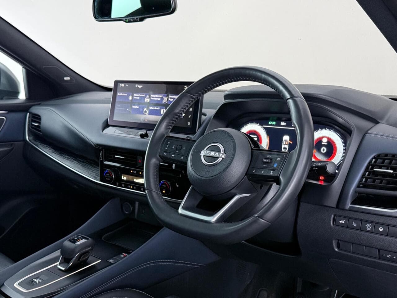 Nissan Qashqai thumbnail Interior Front