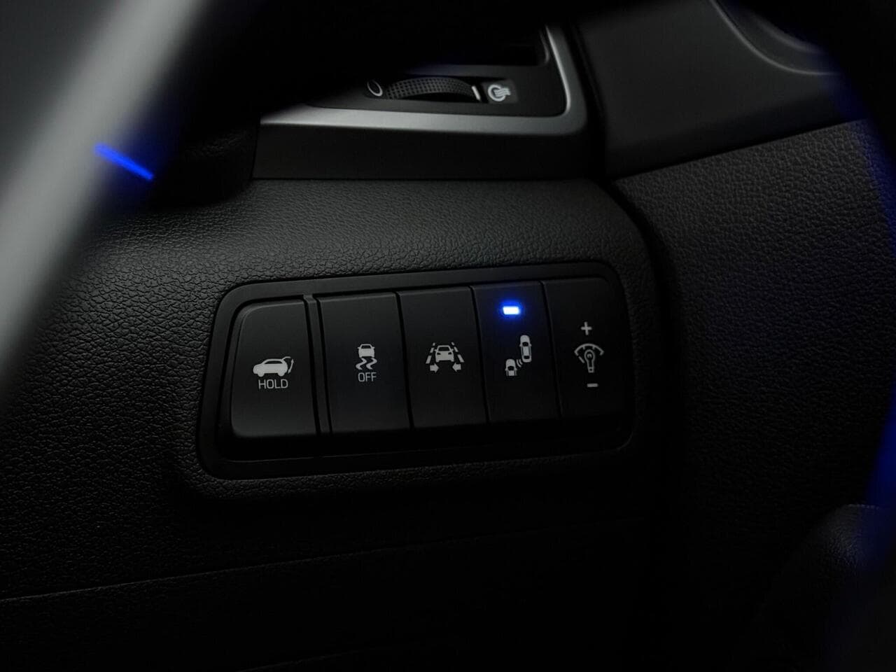 Hyundai TUCSON thumbnail Misc Controls