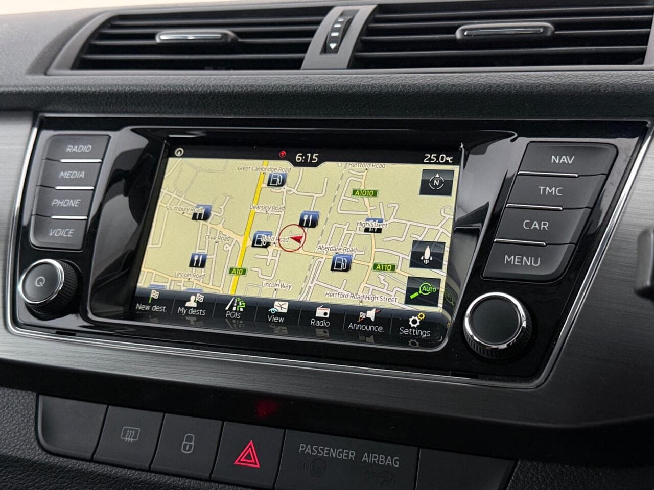 Skoda Fabia thumbnail Infotainment System