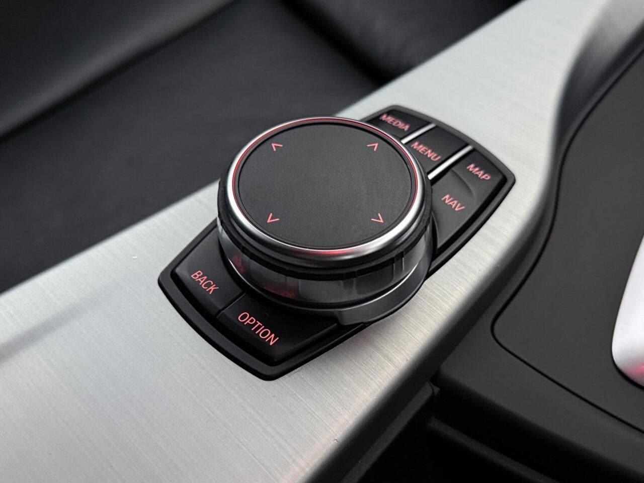 BMW 4 Series Gran Coupe thumbnail Misc Controls