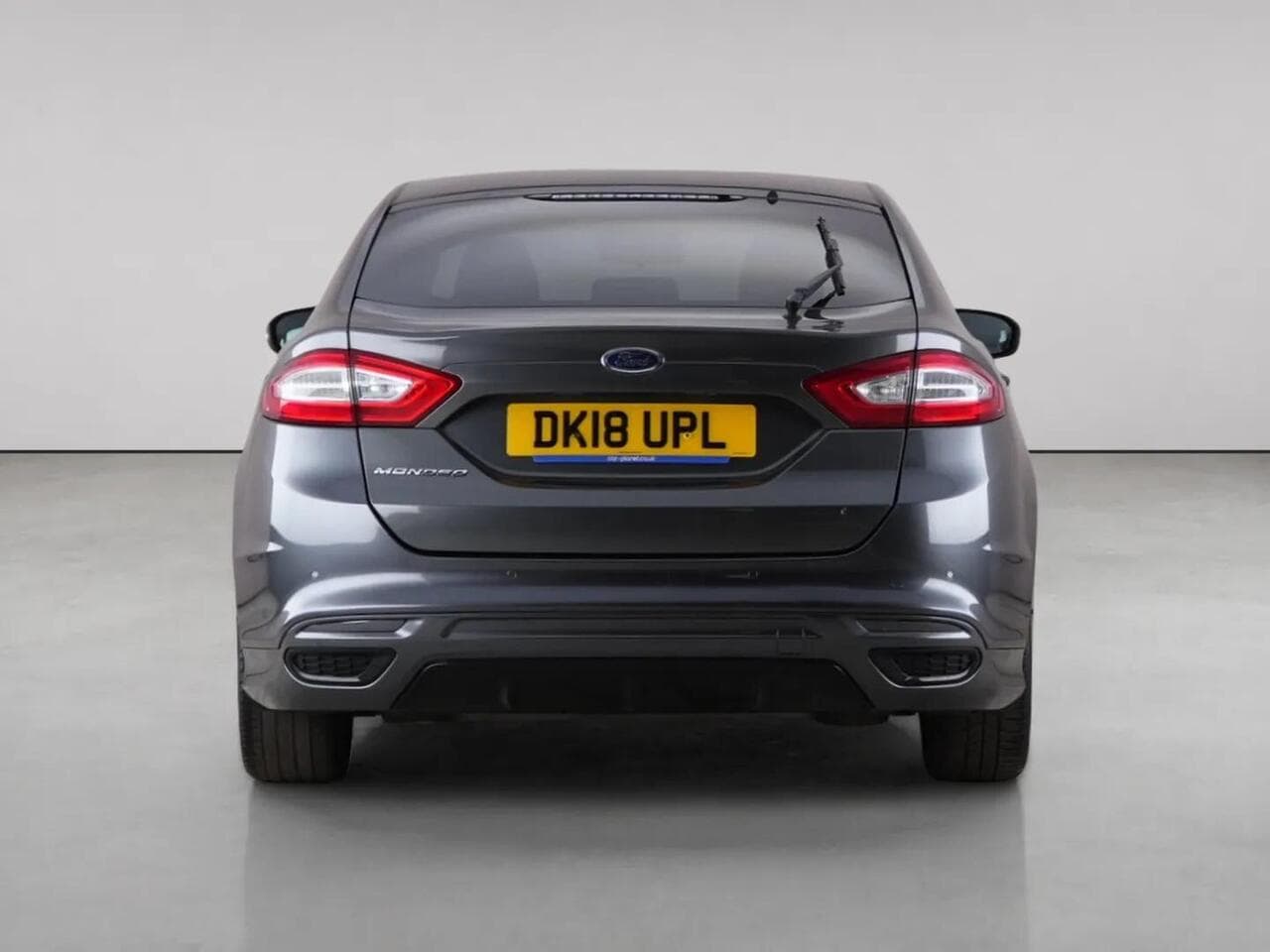 Ford Mondeo thumbnail Rear