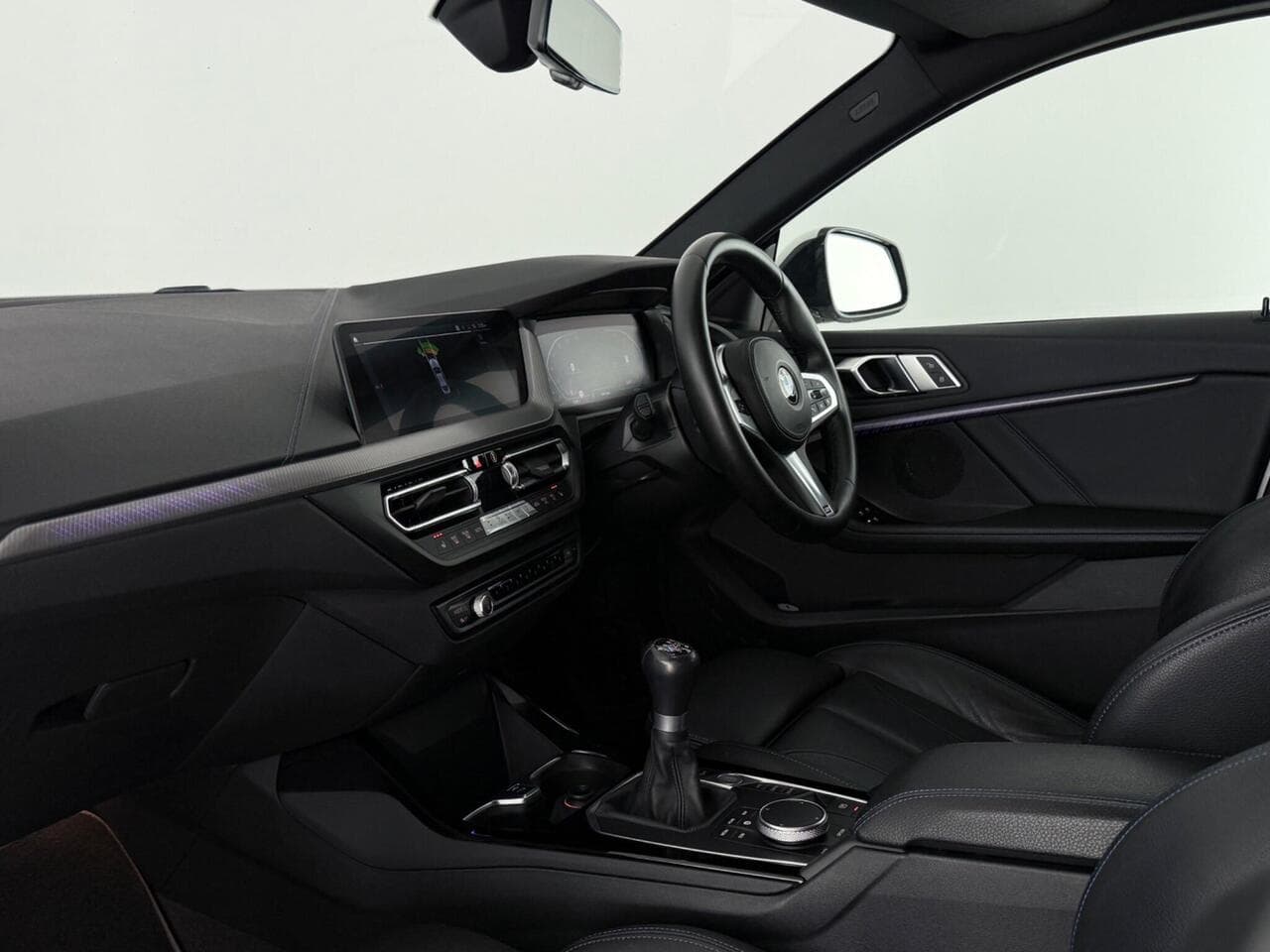 BMW 2 Series Gran Coupe thumbnail Interior Front