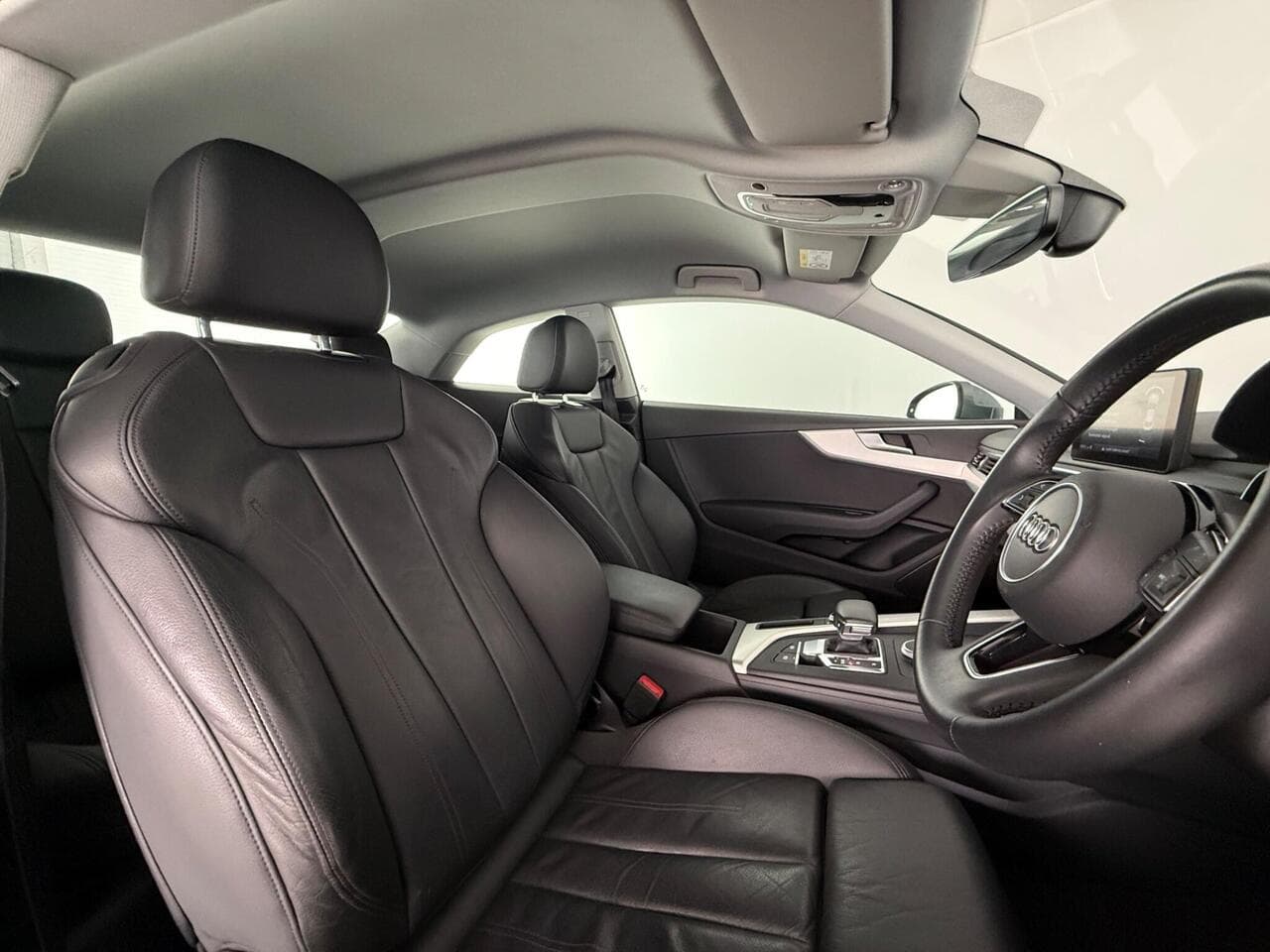 Audi A5 thumbnail Seat Driver
