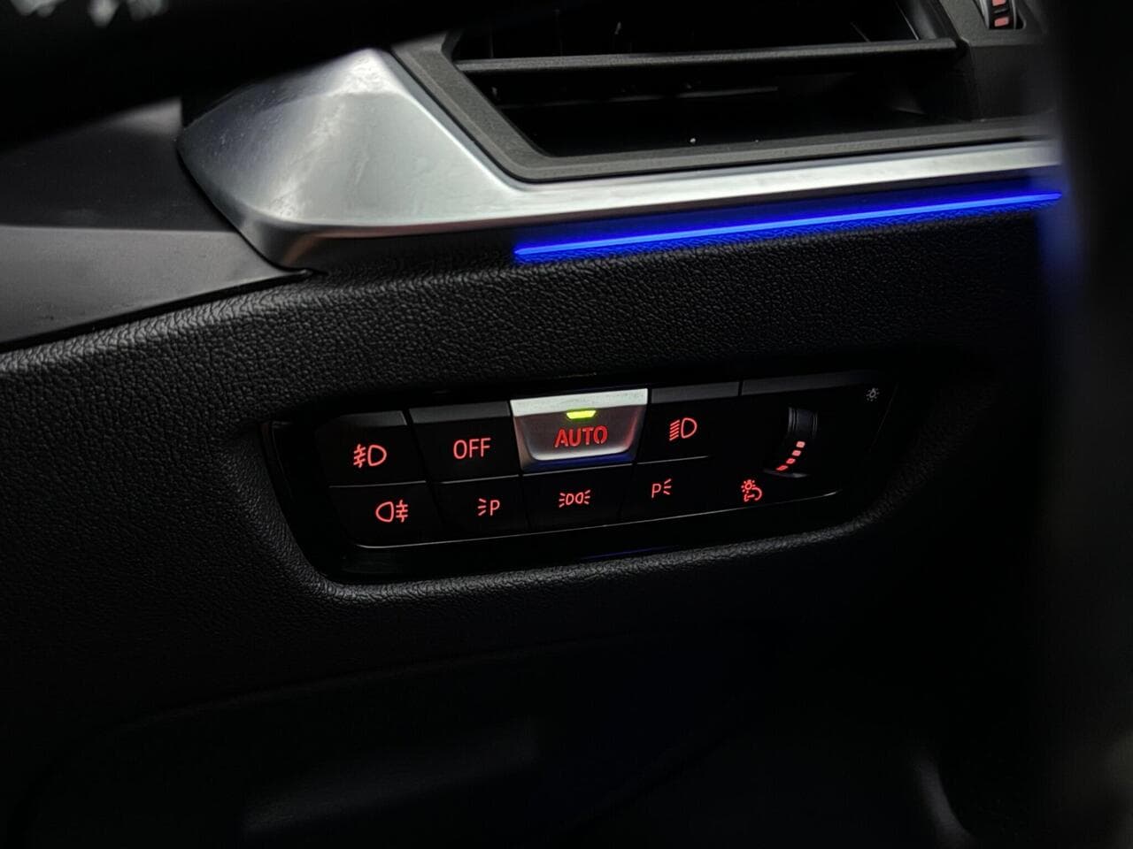 BMW 4 Series thumbnail Misc Controls
