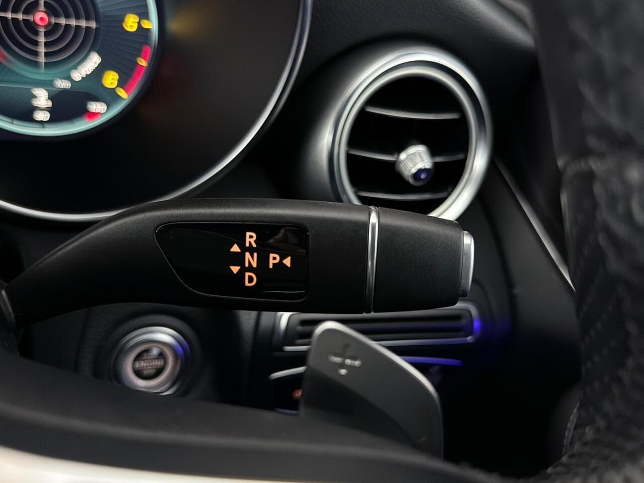 Mercedes-Benz C Class thumbnail Misc Controls