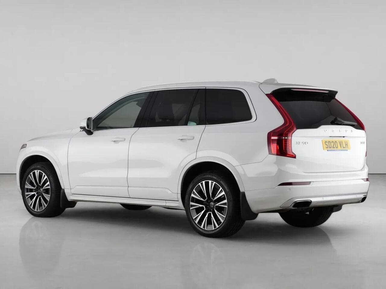 Volvo XC90 thumbnail Rear Left