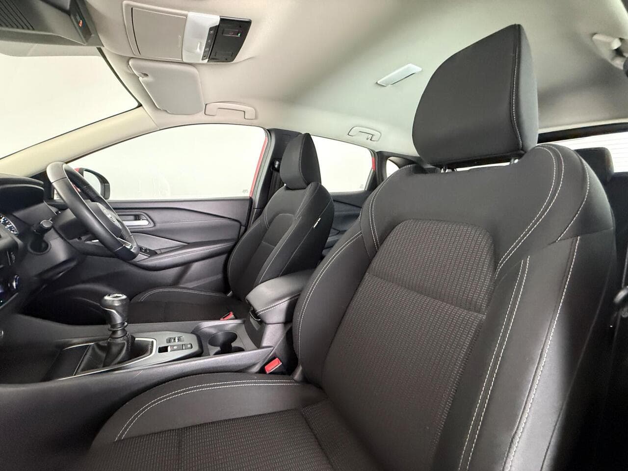 Nissan Qashqai thumbnail Seat Front Passenger
